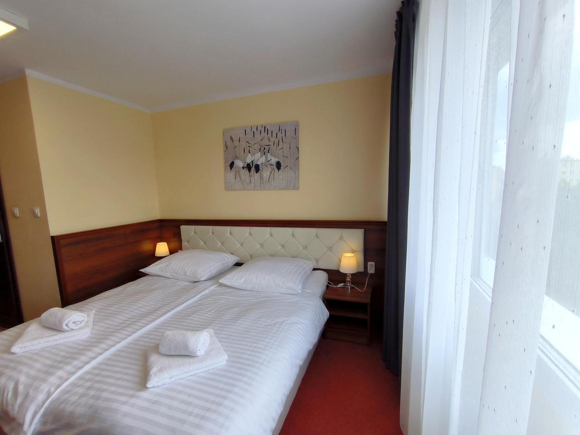 Hotel Sill Kielce Exterior foto